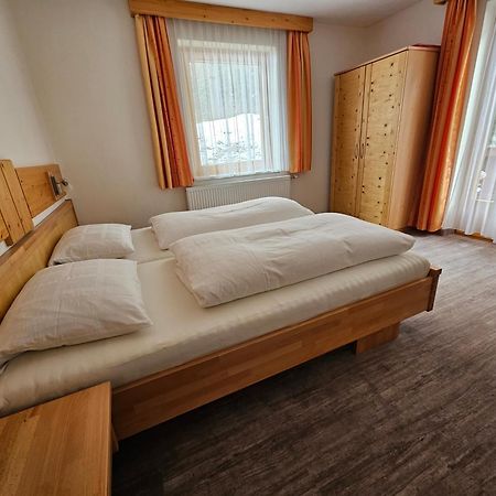 Pension Appartement Ambrosi Heiligenblut Exterior foto